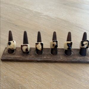 Elegant Tortoiseshell Pattern Rings